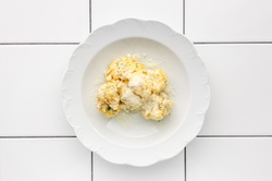 R14, ЗАПЕЧЕННАЯ ЦВЕТНАЯ КАПУСТА С СОУСОМ ИЗ АНЧОУСОВ.jpg