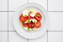 R14, КАПРЕЗЕ С МОЦАРЕЛЛОЙ FIOR DI LATTE 4.jpg