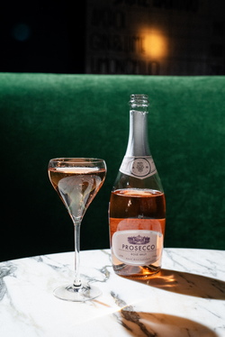 Р-14, РОЗОВОЕ ПРОСЕККО ROSE BRUT AM 5.jpg