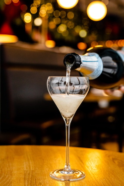 R14, БОКАЛ ИГРИСТОГО PROSECCO DECORDI AM.jpg