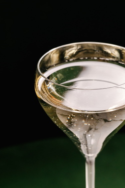 R14, БОКАЛ ИГРИСТОГО PROSECCO DECORDI AM 19.JPG