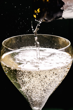 R14, БОКАЛ ИГРИСТОГО PROSECCO DECORDI AM 20.JPG