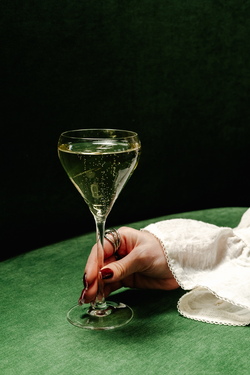 R14, БОКАЛ ИГРИСТОГО PROSECCO DECORDI AM 27.JPG