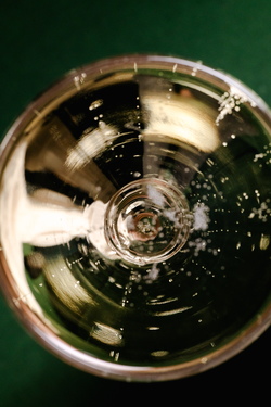 R14, БОКАЛ ИГРИСТОГО PROSECCO DECORDI AM 25.JPG