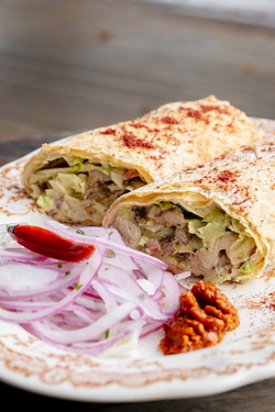 РЫБА НА ДАЧЕ, ШАВЕРМА С КУРИЦЕЙ И ОВОЩАМИ 18.jpg