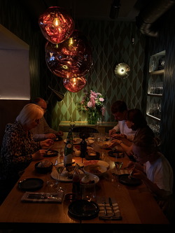 MINE WINE, INTERIOR OF THE RESTAURANT 148.JPG