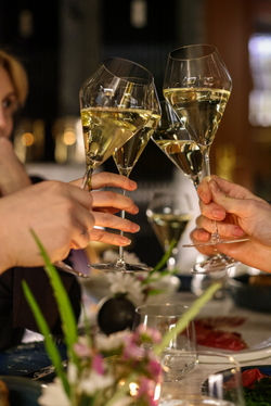 MINE WINE, DETAILS OF INTERIOR OF THE RESTAURANT (78).jpg