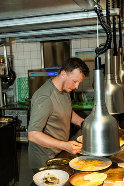NATIVA - WINE DINNER WITH WINERY PODERE LE RIPI