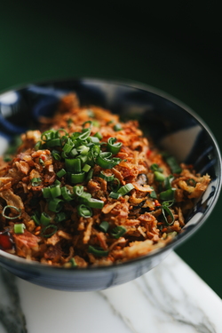 ЖАРЕНЫЙ РИС С ОВОЩАМИ И ЯЙЦОМ