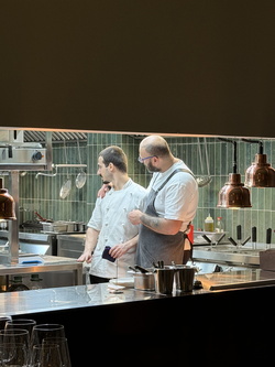ATMOSPHERE OF RESTAURANT