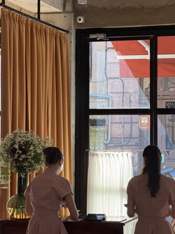 ATMOSPHERE OF RESTAURANT