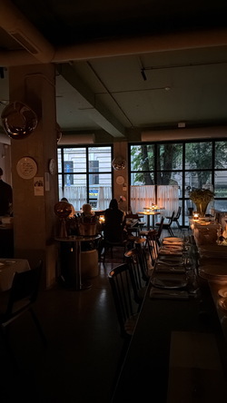 ATMOSPHERE OF RESTAURANT