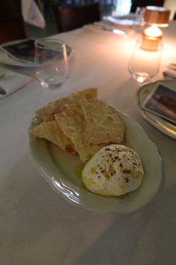 COMPLEMENT - CRISPY WITH WHIPPED CREAM CHEESE